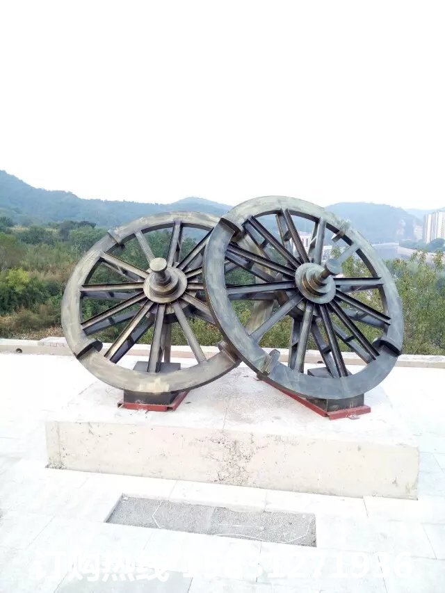 车轮铜雕，公园景观铜雕
