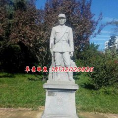 革命烈士雕塑，广场英雄石雕