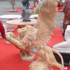 飞狮雕塑，晚霞红狮子雕塑