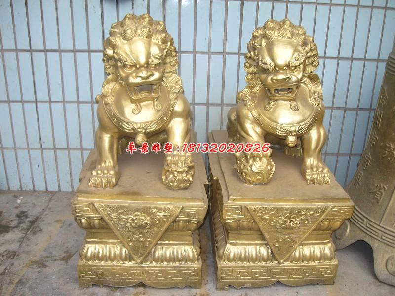北京狮子铜雕，踩球狮子雕塑