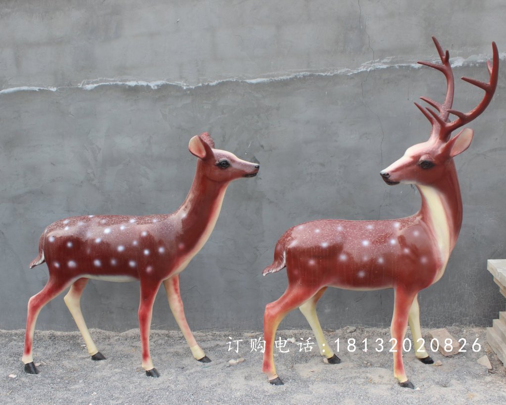 仿真小鹿雕塑，玻璃钢小鹿雕塑，彩色玻璃钢小鹿雕塑