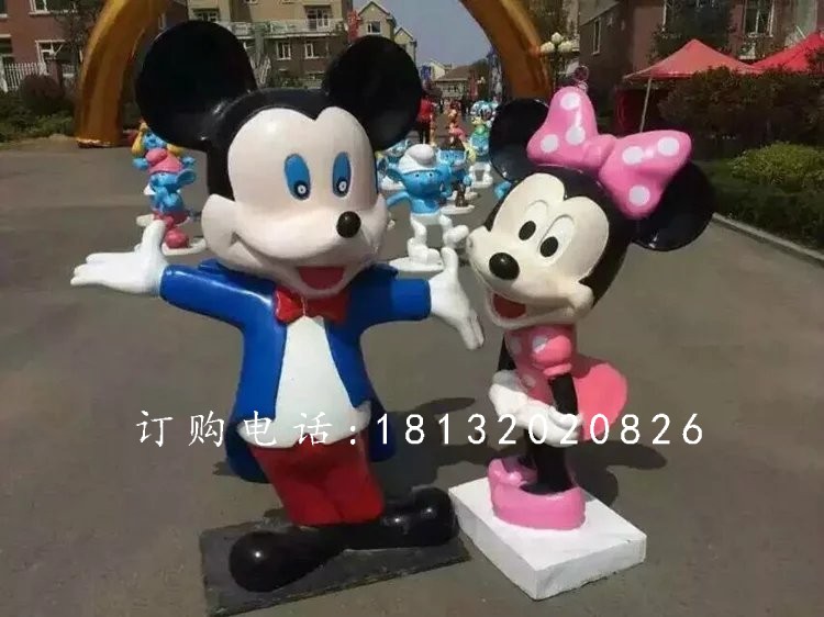 迪士尼米老鼠雕塑