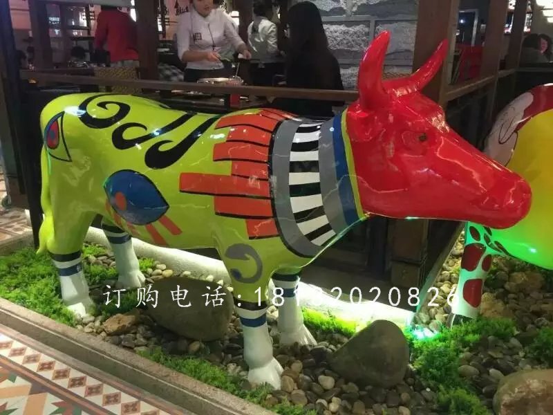 玻璃钢小牛，彩绘玻璃钢动物雕塑 (5)