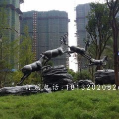 梅花鹿铜雕，跑着的梅花鹿铜雕