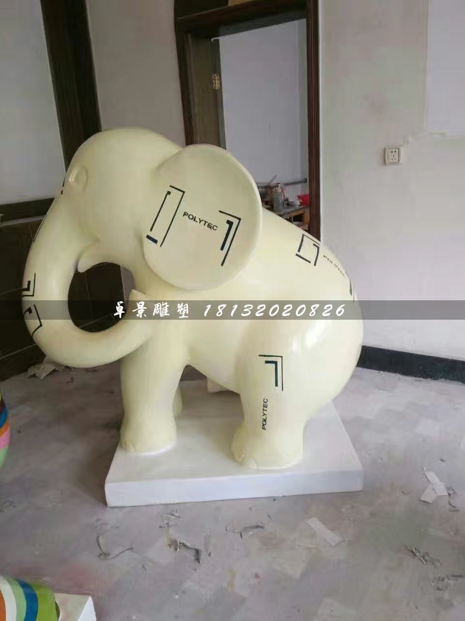 卡通小象雕塑，玻璃钢彩绘动物雕塑 (7)