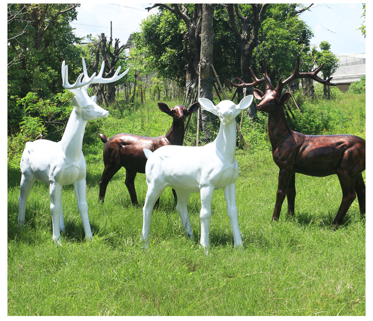 玻璃钢鹿雕塑，公园动物雕塑 (1)
