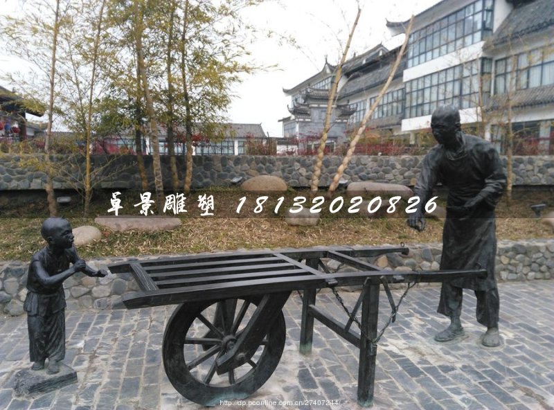 古代独轮车铜雕，公园景观雕塑
