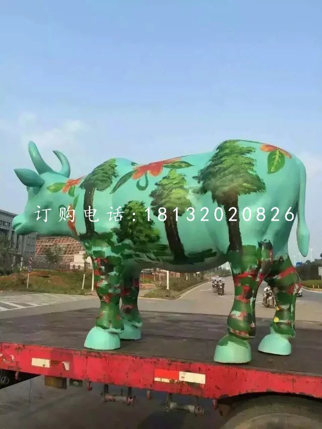 彩色牛雕塑玻璃钢彩绘动物雕塑 (4)