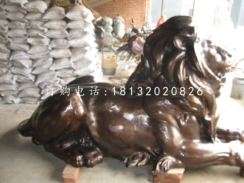 趴着的狮子铜雕西洋狮子雕塑 (2)