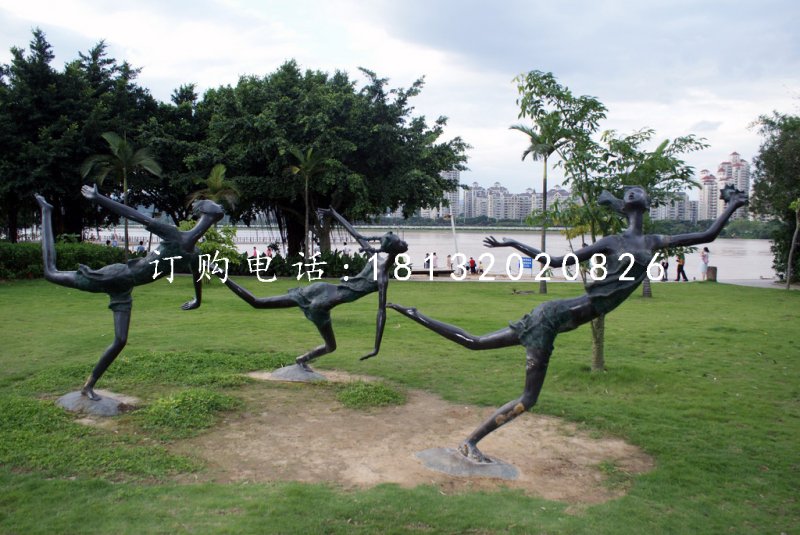 奔跑的小女孩铜雕，公园景观铜雕