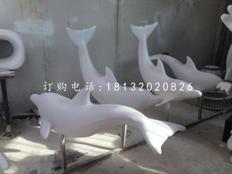 白海豚雕塑，玻璃钢动物雕塑