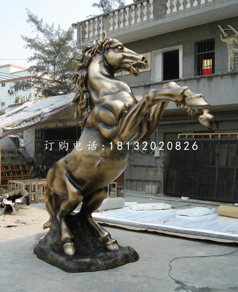 玻璃钢仿铜立马，广场动物雕塑