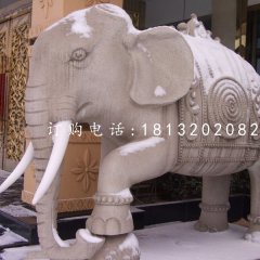 广场大象石雕，动物石雕