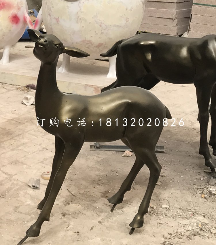 玻璃钢仿铜小鹿，玻璃钢动物雕塑