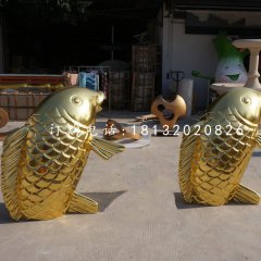 金色鲤鱼雕塑，玻璃钢仿真动物