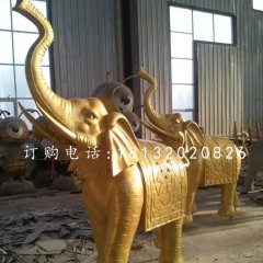 象鼻向上的大象铜雕，广场大象铜雕