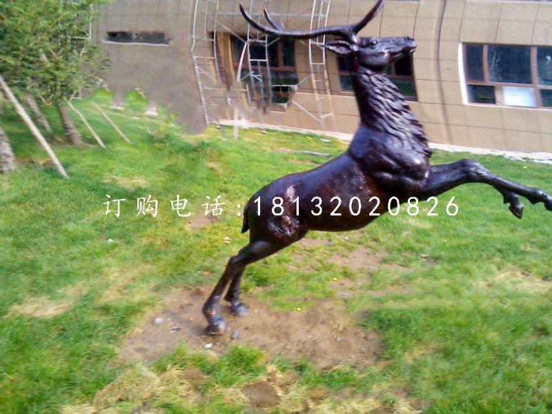 跳跃的鹿铜雕 公园动物铜雕