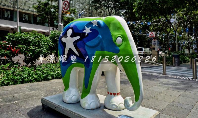 彩色大象雕塑玻璃钢彩绘动物雕塑.jpg
