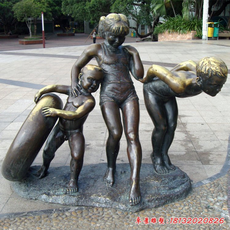 铜童趣小孩母子游泳池水中游泳玩耍人物雕塑广场景观摆件109140