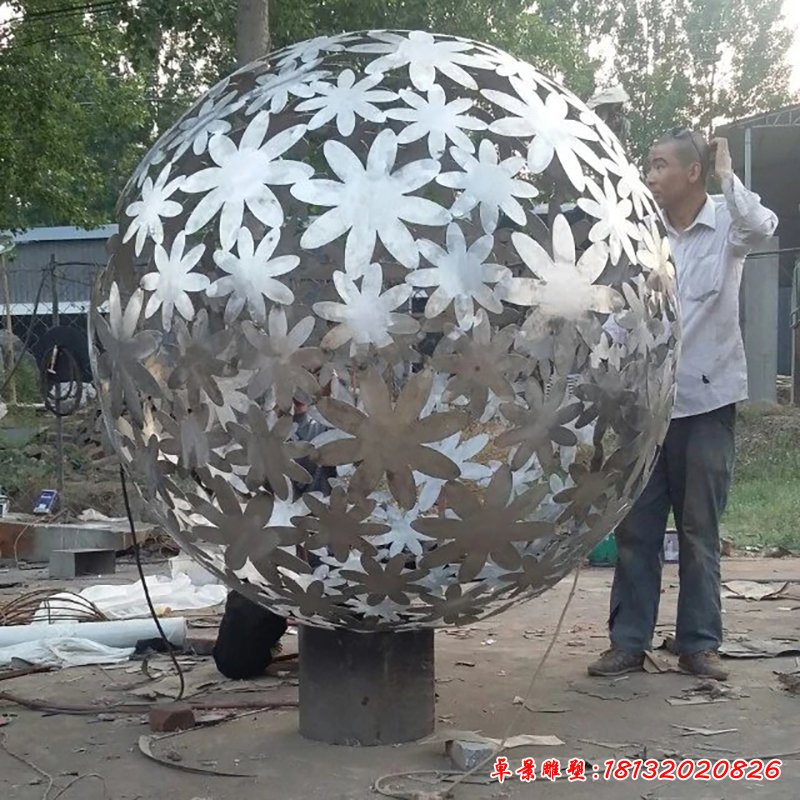 景观不锈钢雕塑，不锈钢镂空球雕塑 (2)