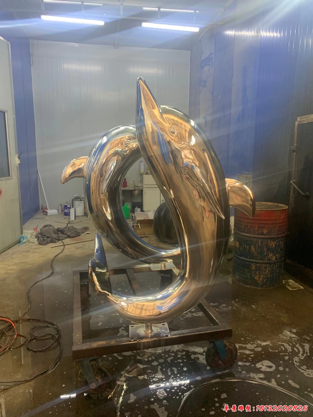 不锈钢跳跃海豚雕塑