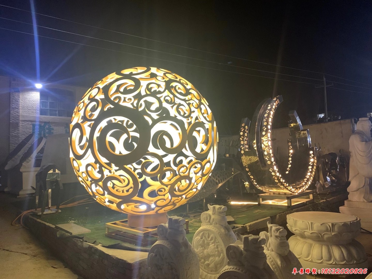 小区不锈钢灯光镂空球雕塑
