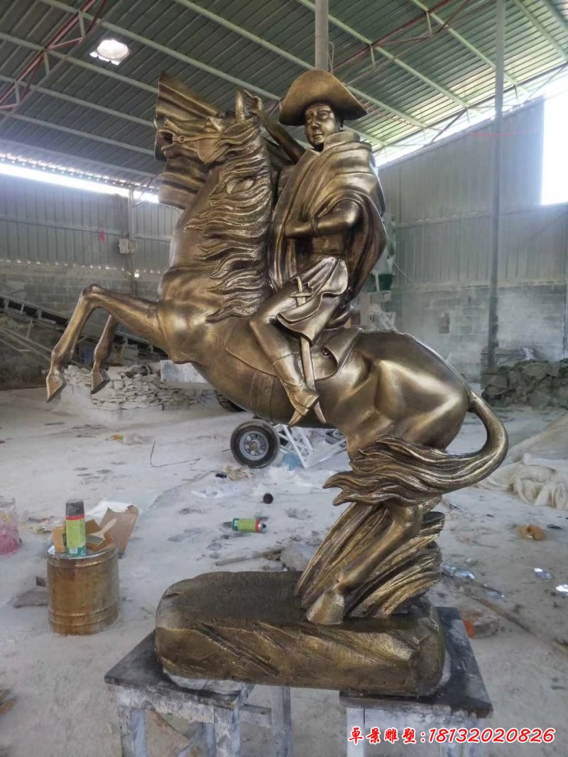 骑马的拿破仑铜雕