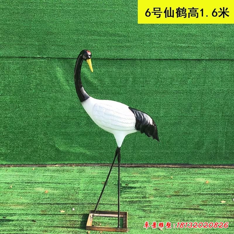 玻璃钢回头仙鹤雕塑