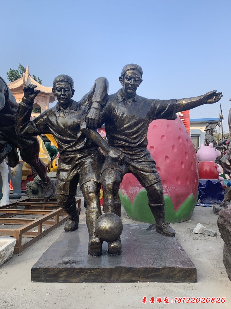 踢足球人物儿童铜雕