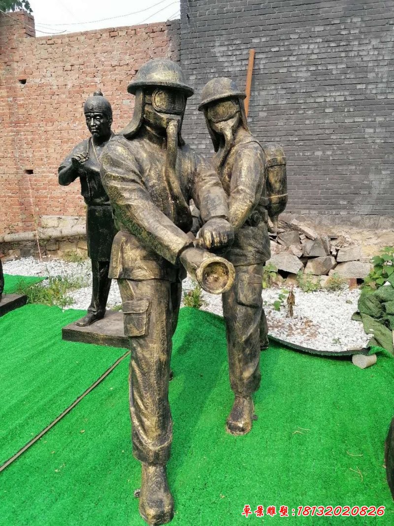 消防员人物铜雕