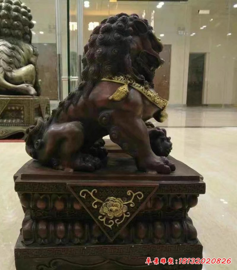 铸铜传统狮子雕塑