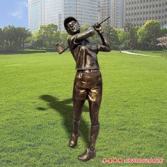 铜雕公园打高尔夫球人物