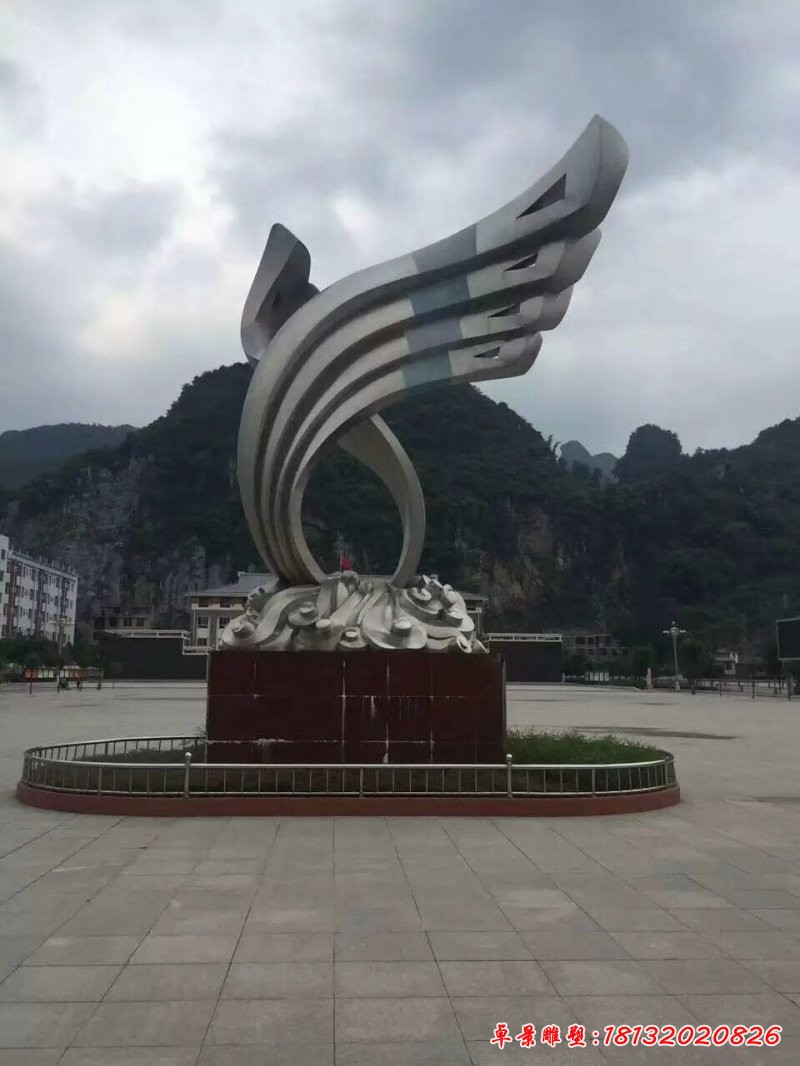 广场不锈钢抽象翅膀雕塑