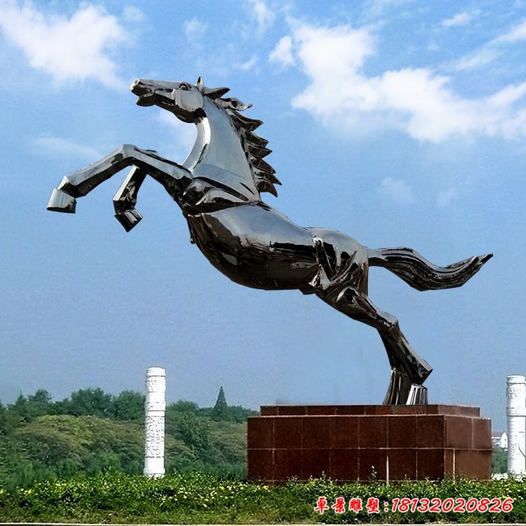 不锈钢奔跑的马雕塑