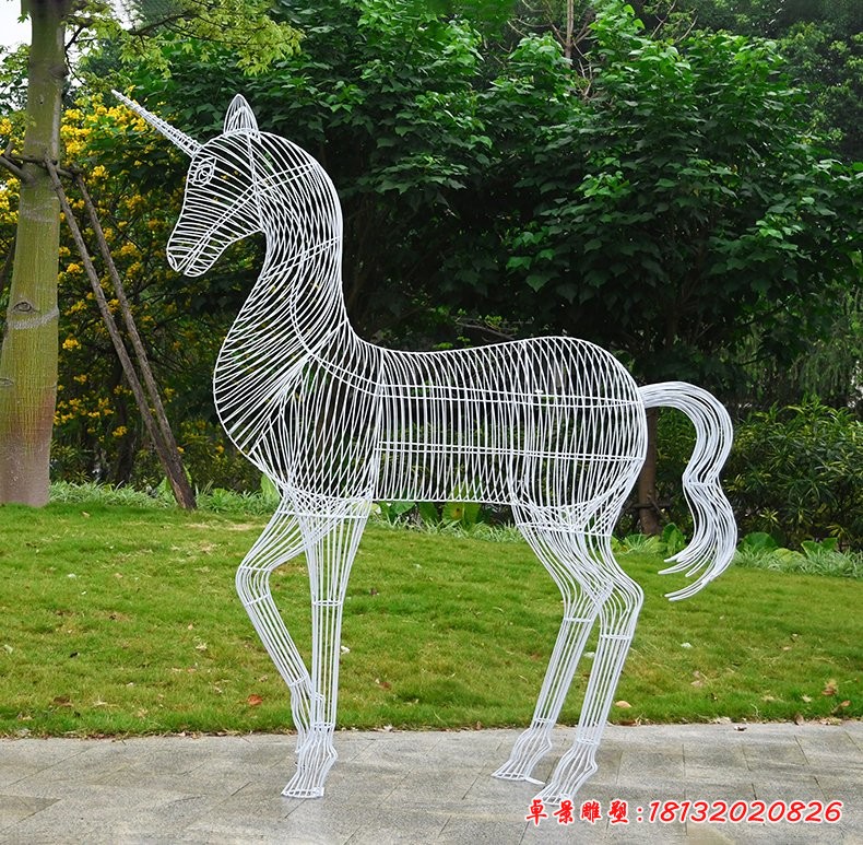 不锈钢抽象独角兽雕塑
