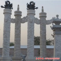 广场建筑石雕龙柱