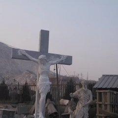 西方教堂人物耶稣石雕