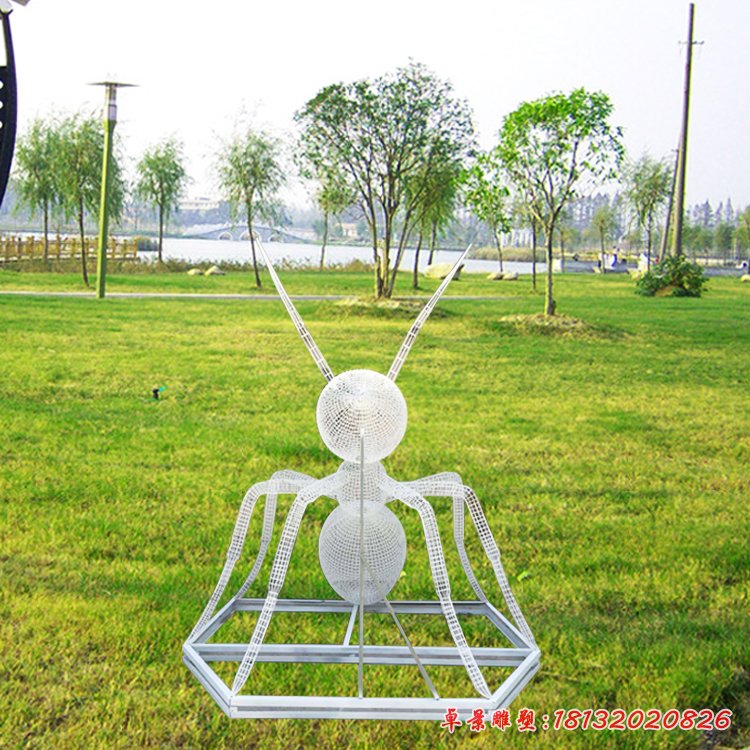 草坪不锈钢镂空蚂蚁雕塑（2）