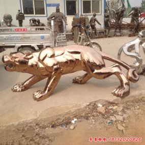豹子雕塑 不锈钢动物雕塑