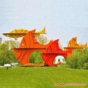 不锈钢鱼抽象雕塑