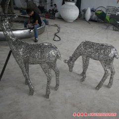 亮光不锈钢镂空鹿雕塑