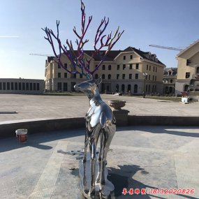 不锈钢镜面鹿