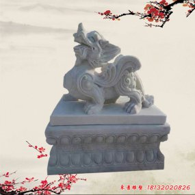 貔貅动物雕塑